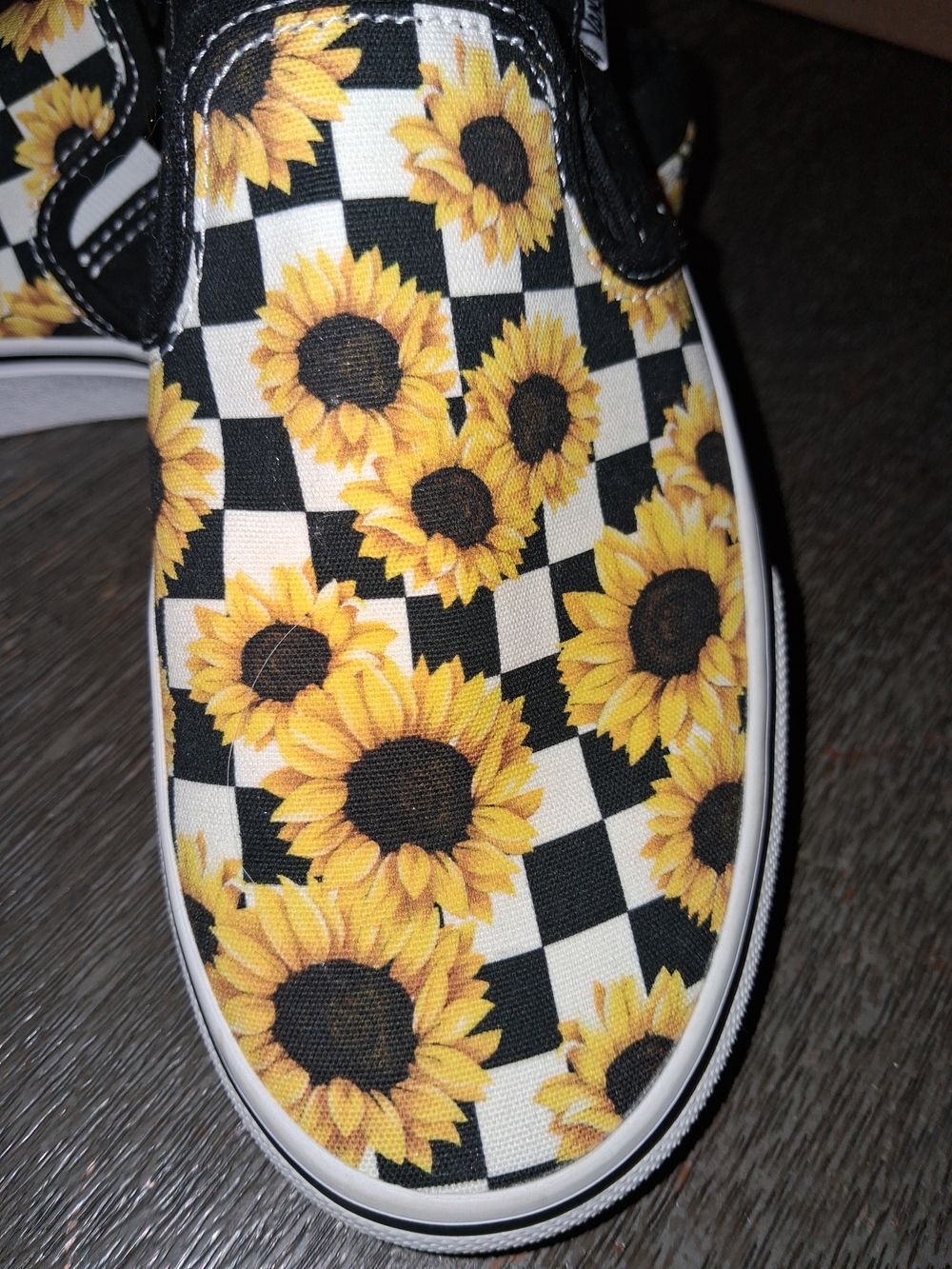 Vans Slip-On Sneakers Black White Yellow Sunflower Print - Picture 2 of 8